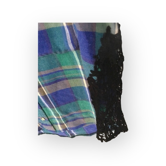 new LF Furst of a Kind  Lace Inset Flannel Shirt  Jacket Shacket  Green Plaid - Picture 6 of 16